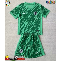 Camisa de Futebol Holanda Goleiro Equipamento Principal Infantil Europeu 2024 Manga Curta (+ Calças curtas)